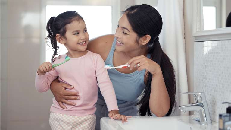 How to Hold Toothbrush?